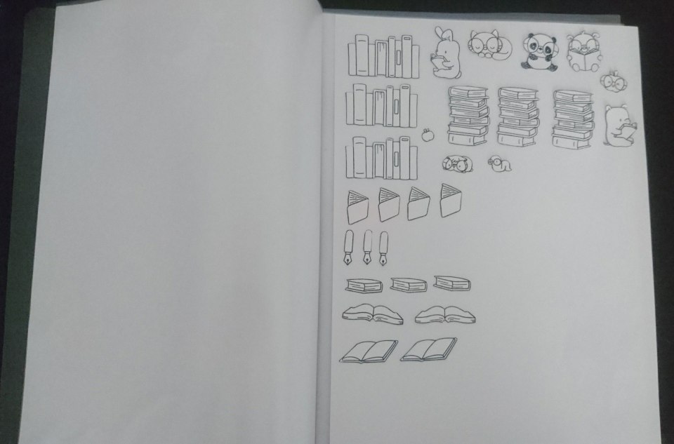 Meine Aufbewahrungslösung: einfach auf ein Stück Papier kleben, das Ganze in eine Klarsichthülle stecken und in einem Schnellhefter sammeln.